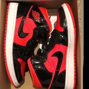 Jordan 1 Hot Punch